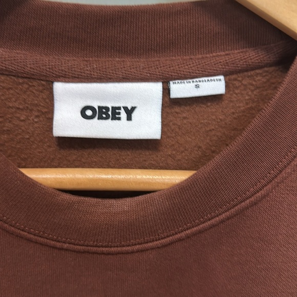 OBEY sweatshirt (S) - Picture 6 of 8